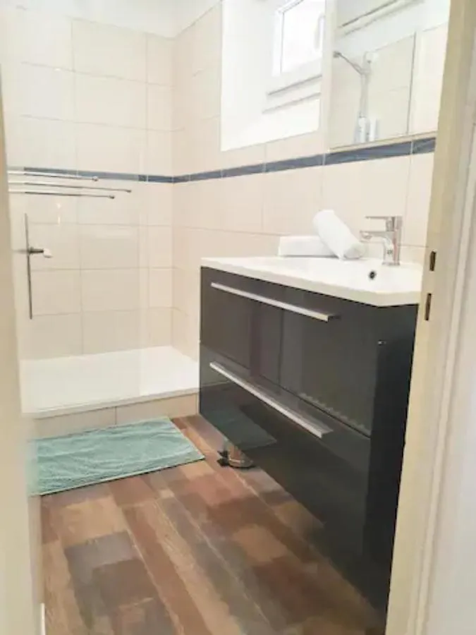 LE 10 AVRIL - T3 75m2 Centre Ville Toulouse Appartement